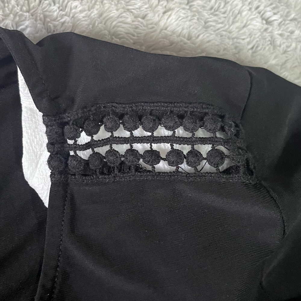 Studio Works 3/4 Sleeve Blouse V neck peephole shoulder and‎ part of sleeves - Picture 8 of 12